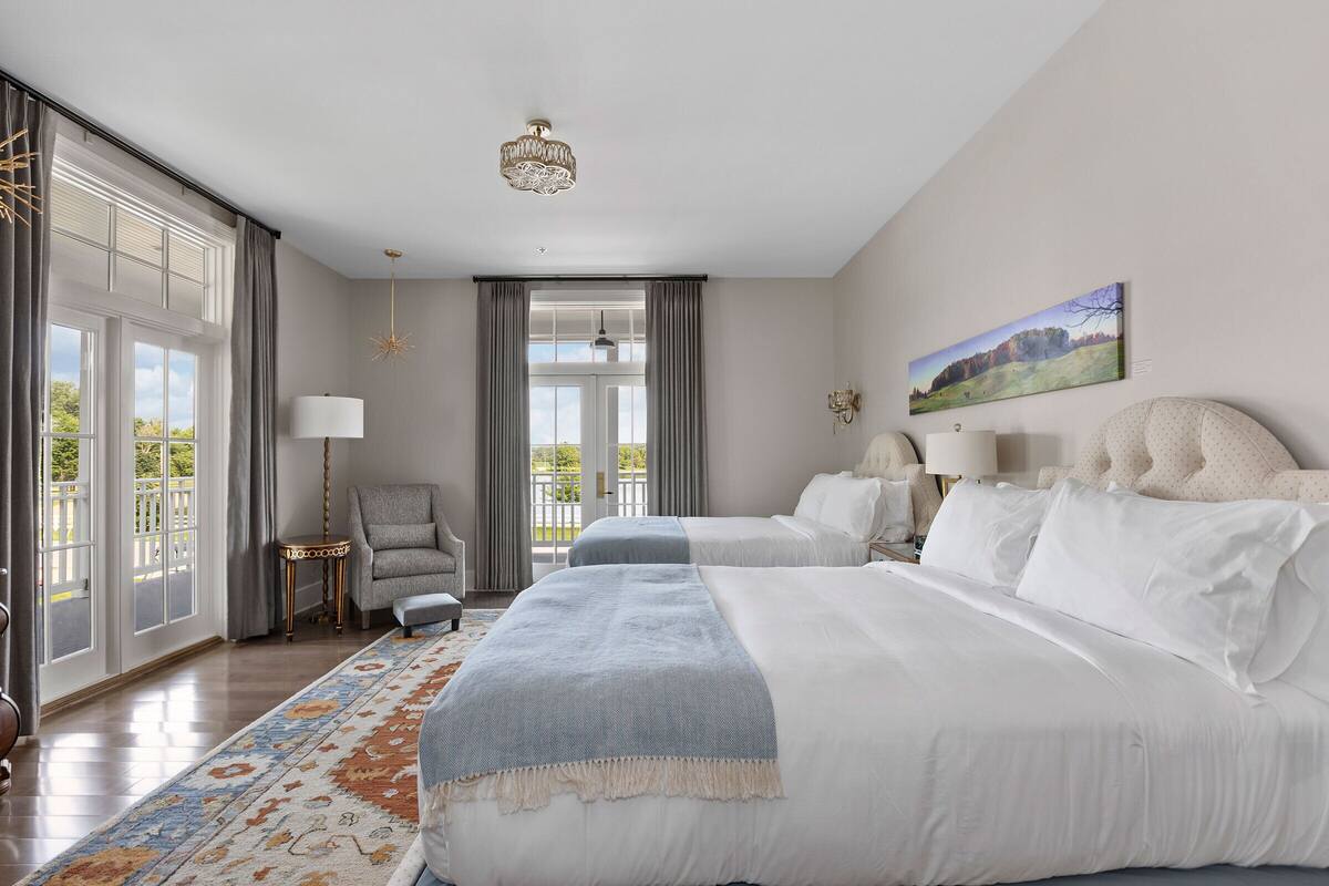 Deluxe Room, 2 Queen Beds | Premium bedding, free WiFi, bed sheets