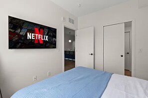 1 habitación, tabla de planchar con plancha, wifi gratis y ropa de cama 