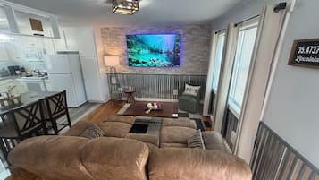 Smart TV, video games