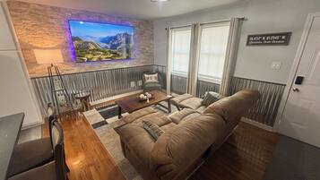 Smart TV, video games
