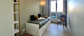 Fer et planche à repasser, Wi-Fi, draps fournis