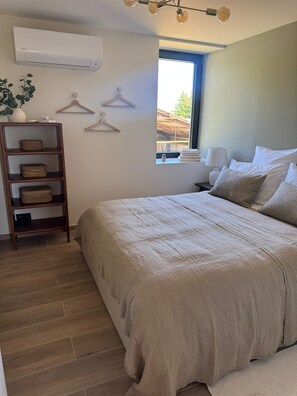 5 bedrooms, WiFi, bed sheets - Gite 4 in the heart of the countryside (Chimay)