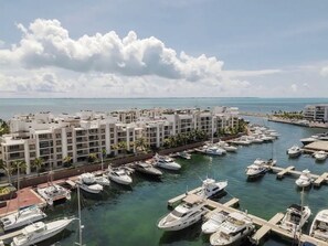 Marina/club náutico