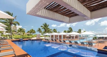 La Amada Residences. Best stay in a lovely place of Cancun, Playa Mujeres