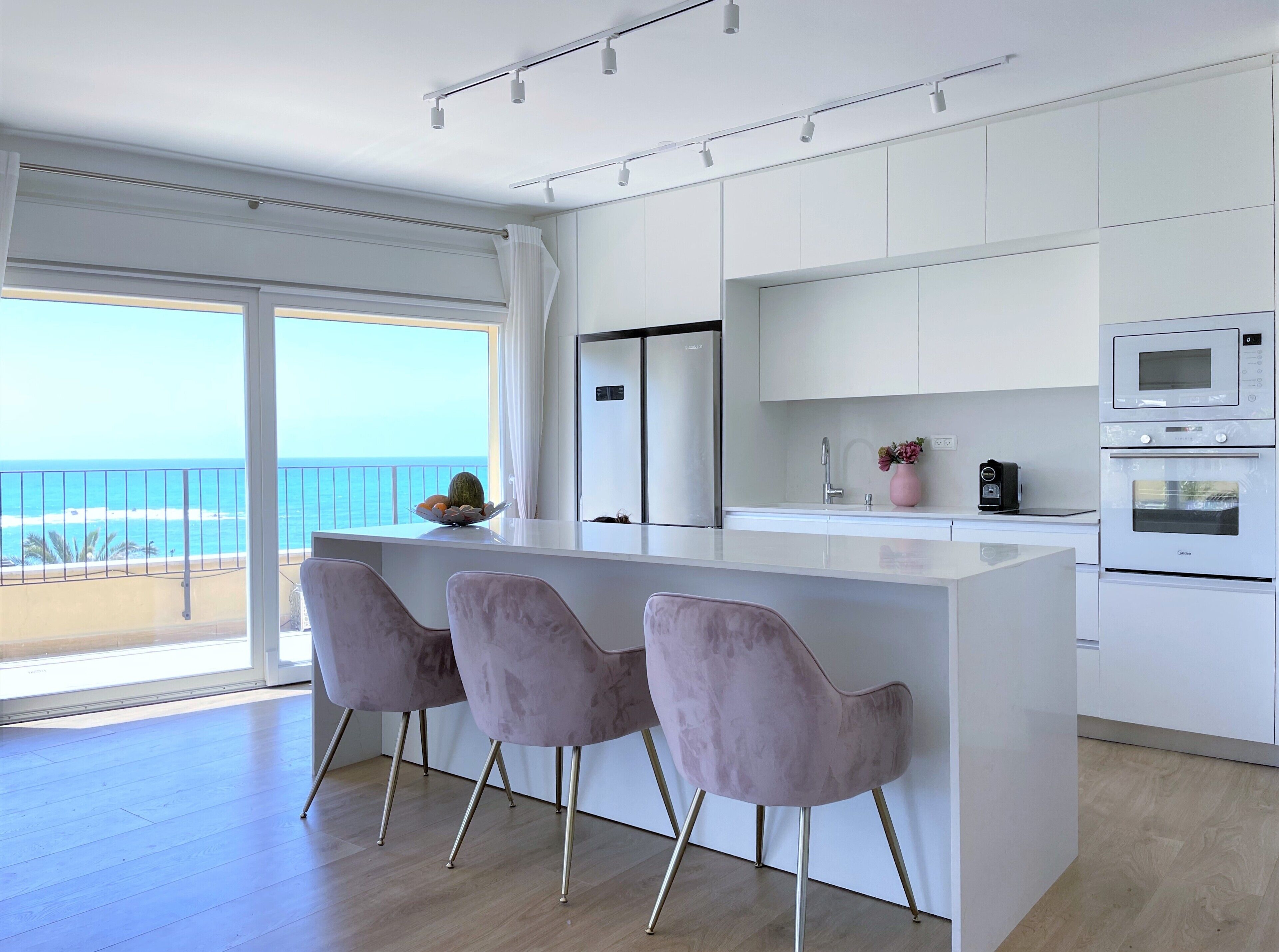 Luxury Penthouse, Sea View | Private kitchen | Espresso maker, electric kettle, toaster, freezer