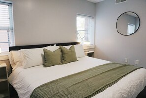 1 chambre, fer et planche à repasser, Wi-Fi, draps fournis