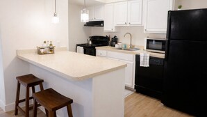 Coffee/tea maker, fridge, microwave, oven - Cozy Studio • DownTown SLC (Salt Lake City)