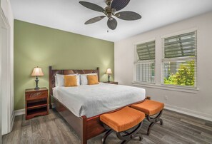 3 bedrooms, desk, free WiFi, bed sheets