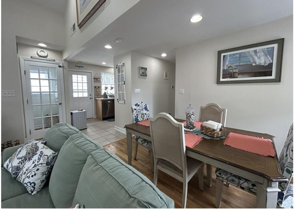 2nd Floor 2BR in Wildwood Crest