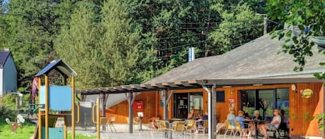 Restauration en plein air