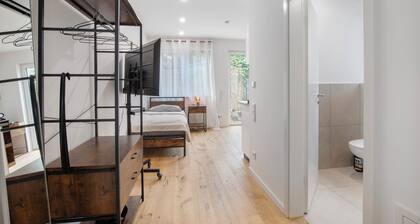 Studio 'Ay Homes 02' mit WLAN