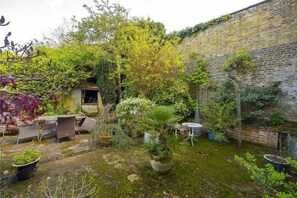 Deluxe-Zimmer, 1 Queen-Bett, Klimaanlage, Gartenblick | Ausblick vom Zimmer