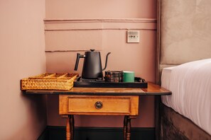 Standard Room | Iron/ironing board, free WiFi, bed sheets