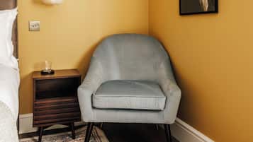 Familiesuite - 1 kingsize-seng med sovesofa - aircondition | Strygejern/strygebræt, gratis Wi-Fi, sengetøj