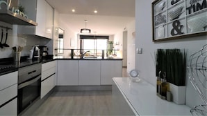 Coffee/tea maker, fridge, microwave, oven - Jazmines - Three Bedroom Apartment, Sleeps 6 (San Juan de los Terreros)