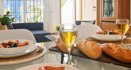 Casa Ana - Two Bedroom Resort, Sleeps 4