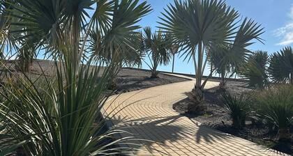 Casa de Las Flores - Two Bedroom Apartment, Sleeps 5