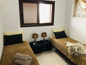 2 bedrooms, Internet, bed sheets