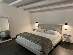 8 chambres, Wi-Fi, draps fournis