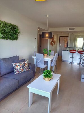 Interior - Casa Izzi - Two Bedroom Apartment, Sleeps 4 (Pozo del Esparto)