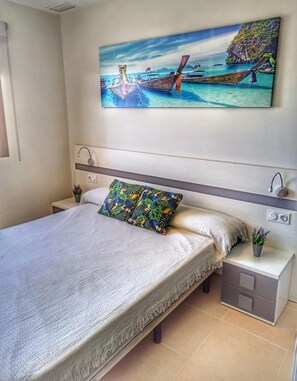 2 bedrooms, internet, bed sheets - Casa Izzi - Two Bedroom Apartment, Sleeps 4 (Pozo del Esparto)