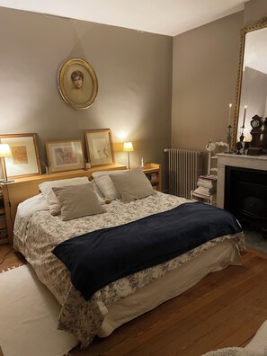 3 makuuhuonetta, silitysrauta/-lauta, Wi-Fi, vuodevaatteet