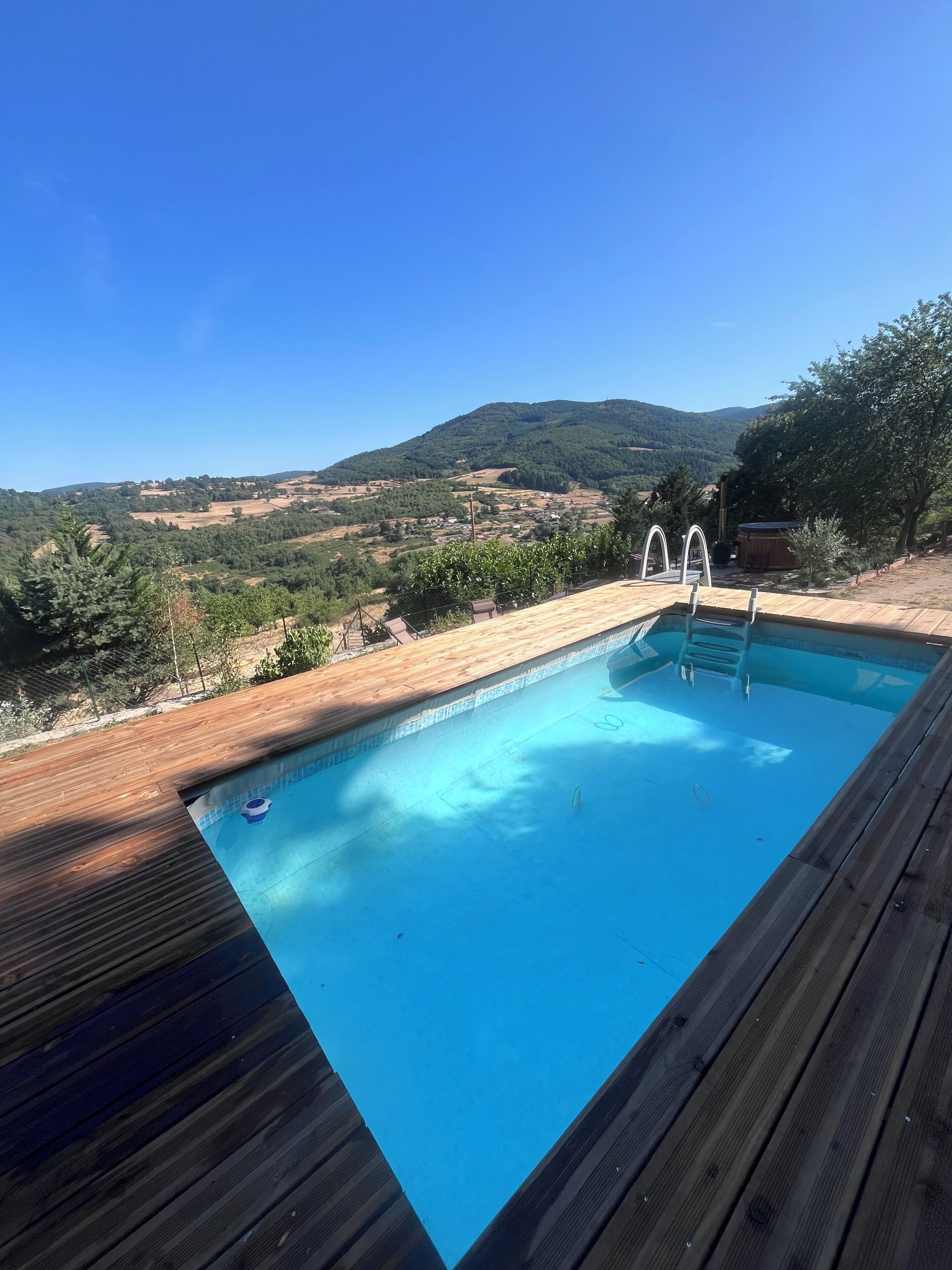 Piscine extérieure