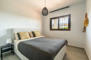 2 bedrooms, Internet, bed sheets - Casa Mira - Two Bedroom Apartment, Sleeps 6 (Pulpí)
