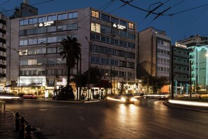 Building design - Elevate Athens (Athens)
