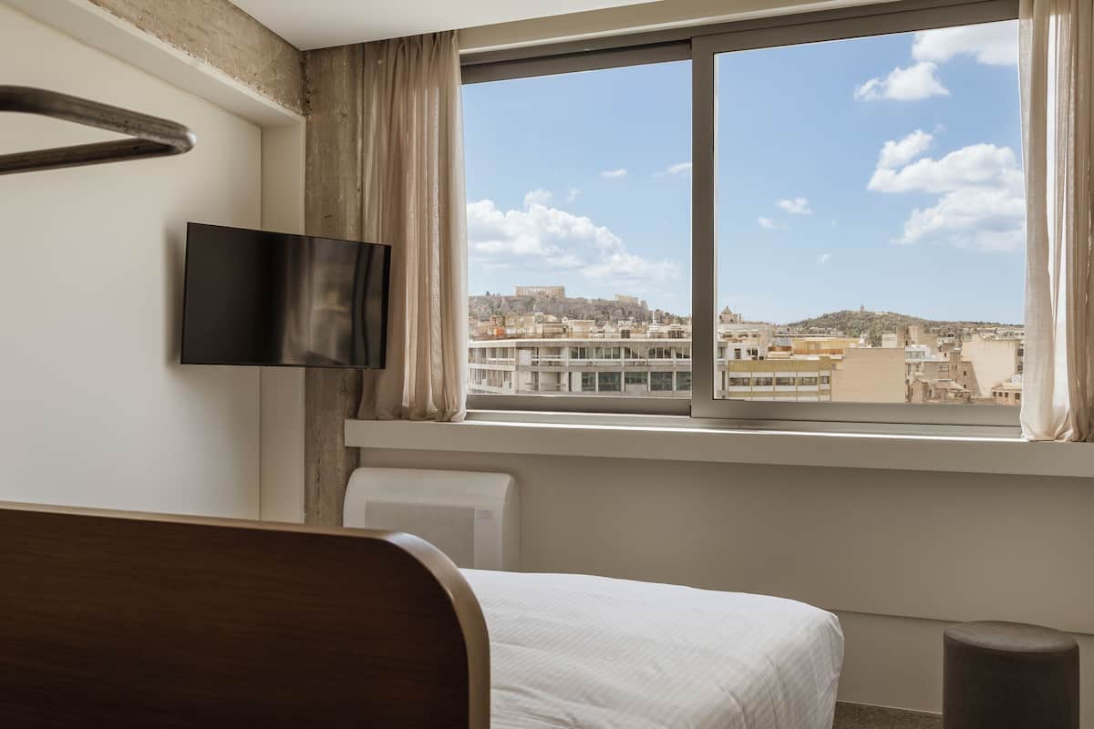 Acropolis Superior Room | Desk, blackout curtains, soundproofing, free cots/infant beds