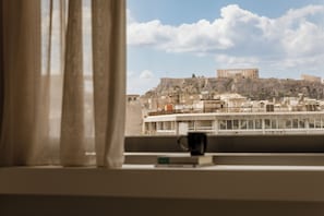 Acropolis Deluxe King Room