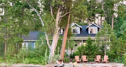 Caroline Point Retreat