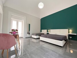 Double Room, Balcony | Free WiFi