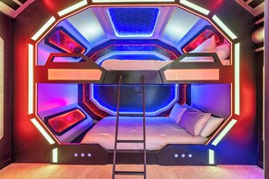 7 chambres, lit parapluie, Wi-Fi, draps fournis