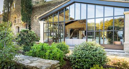 Mas de luxe à Gordes avec piscine & vue Charme confort et confidentialité