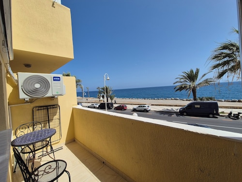 Beachfront Apartment with Stunning Sea Views