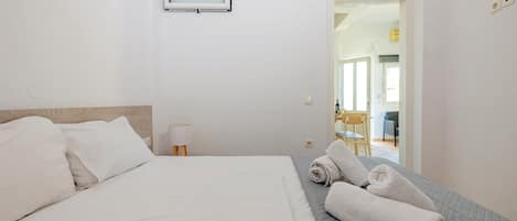 2 Schlafzimmer, Bügeleisen/Bügelbrett, kostenloses WLAN, Bettwäsche