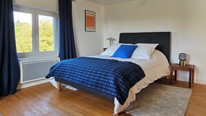 3 makuuhuonetta, silitysrauta/-lauta, vauvan matkasänky, ilmainen Wi-Fi