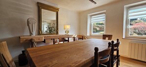 Dining - Le Clos d'Yvette - Peace, comfort and nature in Moselle (Vasperviller)