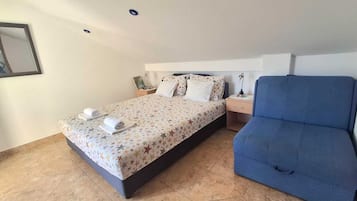 Comfort Apartment, Balcony, Partial Sea View