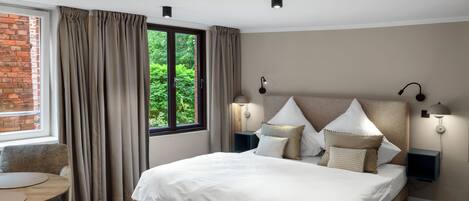 Căn hộ Deluxe, quang cảnh sân vườn | Khu phòng khách