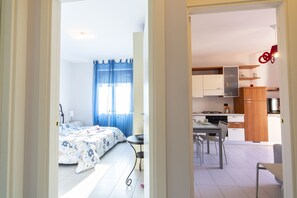 1 chambre, fer et planche à repasser, Wi-Fi