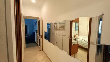 2 camere, ferro/asse da stiro, Wi-Fi