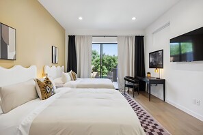 3 chambres, bureau, fer et planche à repasser, Wi-Fi gratuit