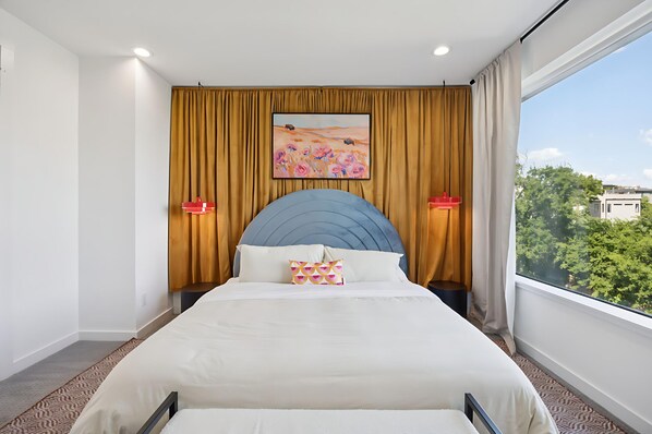 3 Schlafzimmer, Schreibtisch, Bügeleisen/Bügelbrett, kostenloses WLAN