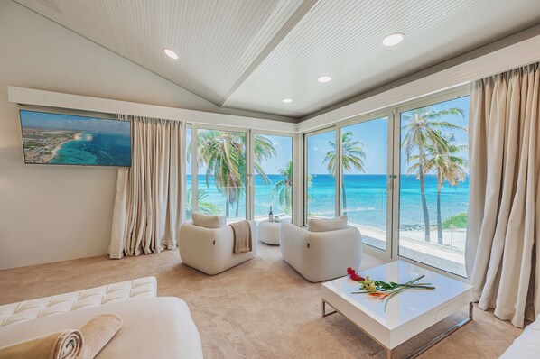 Interior - Stunning Oceanfront Villa, 8BR, Private Pool & Beach Access (Noord)