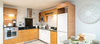 Leeds Dock Flat 128