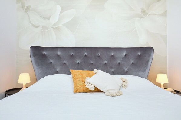 3 bedrooms, iron/ironing board, bed sheets