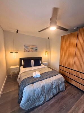 Rideaux occultants, Wi-Fi gratuit, draps fournis