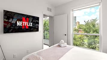 1 bedroom, iron/ironing board, free WiFi, bed sheets